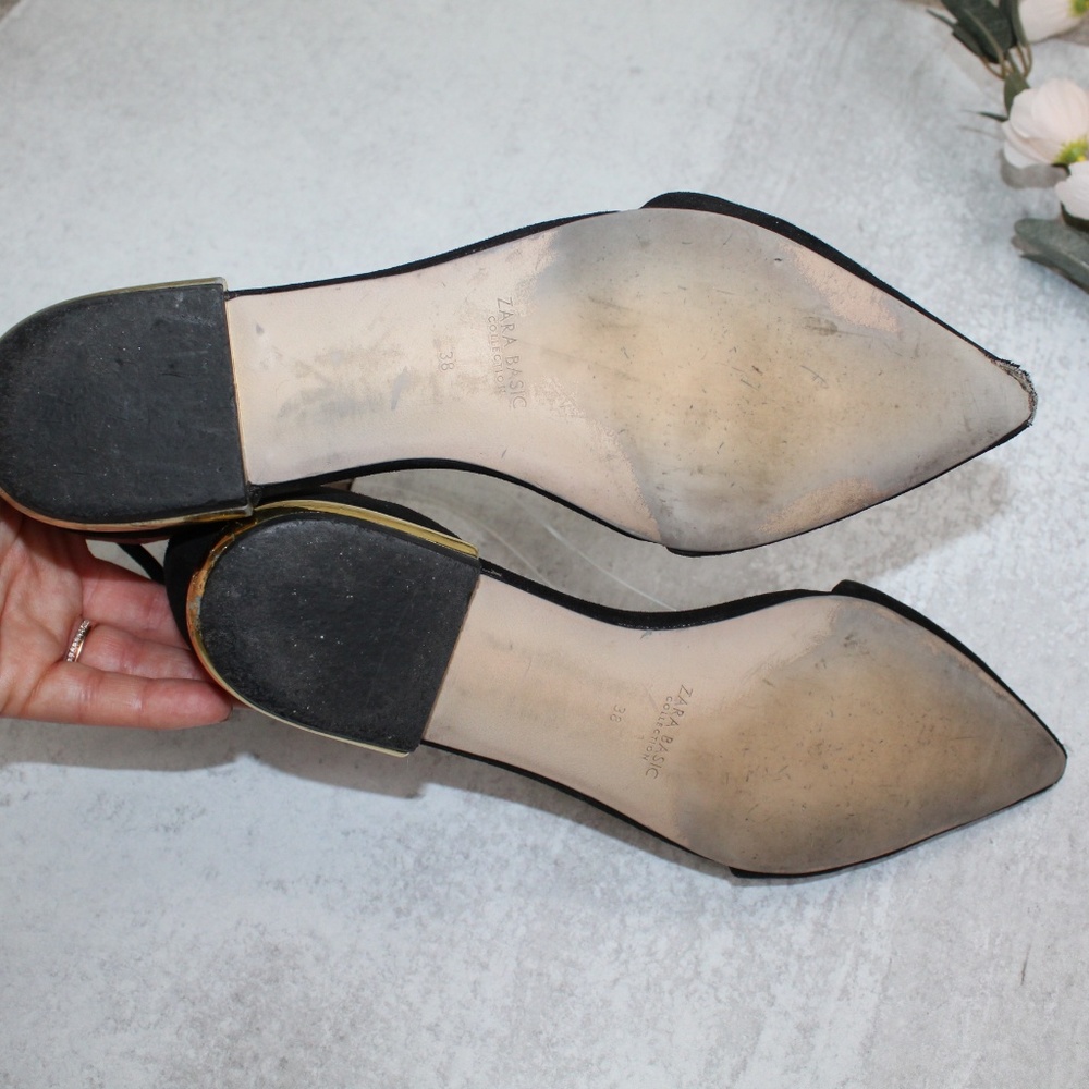 SOLD Zara Pointed Toe Flats in Black & Gold - Picture 8 of 8